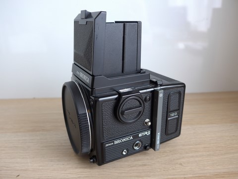 Bronica ETRsi