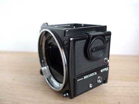 Bronica ETRsi